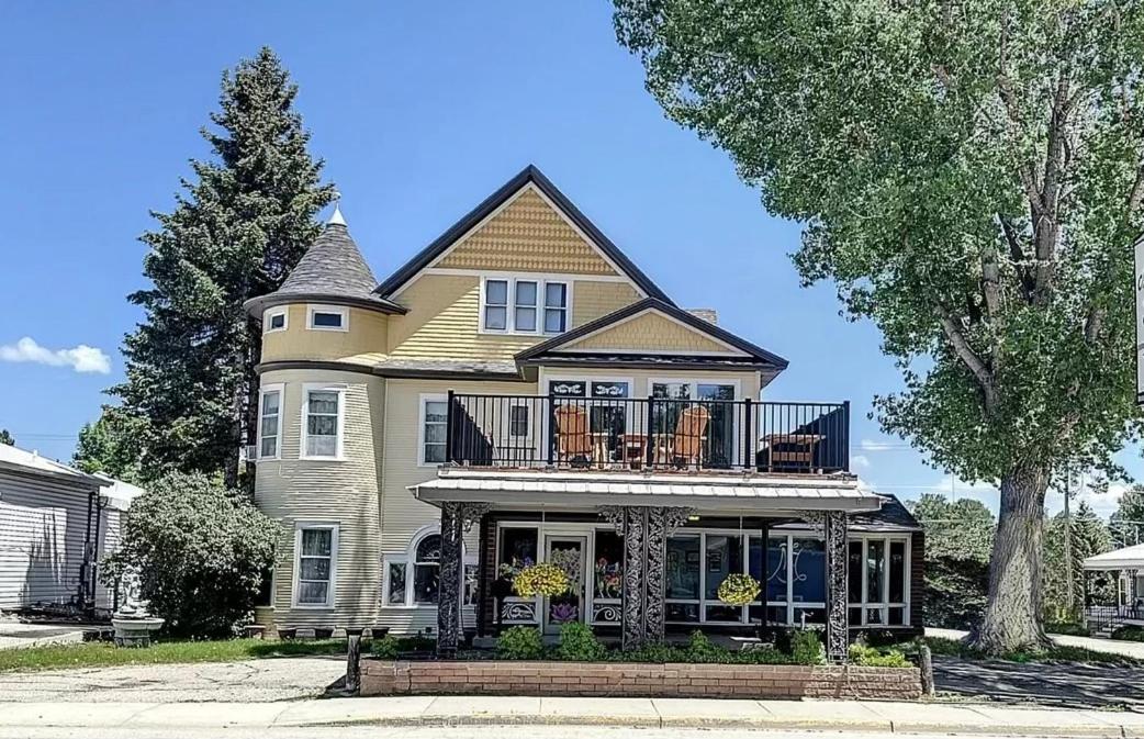 The Boho Buffalo Inn Exterior photo